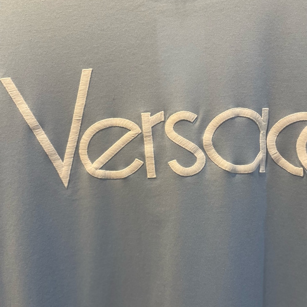 VERSACE T-Shirt - Picture 9 of 9